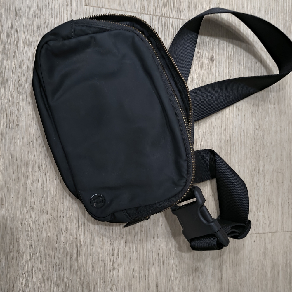 Lululemon Black Crossbody Bag